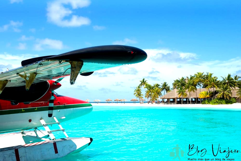 Activities and attractions on the Maldives Take a sea plane