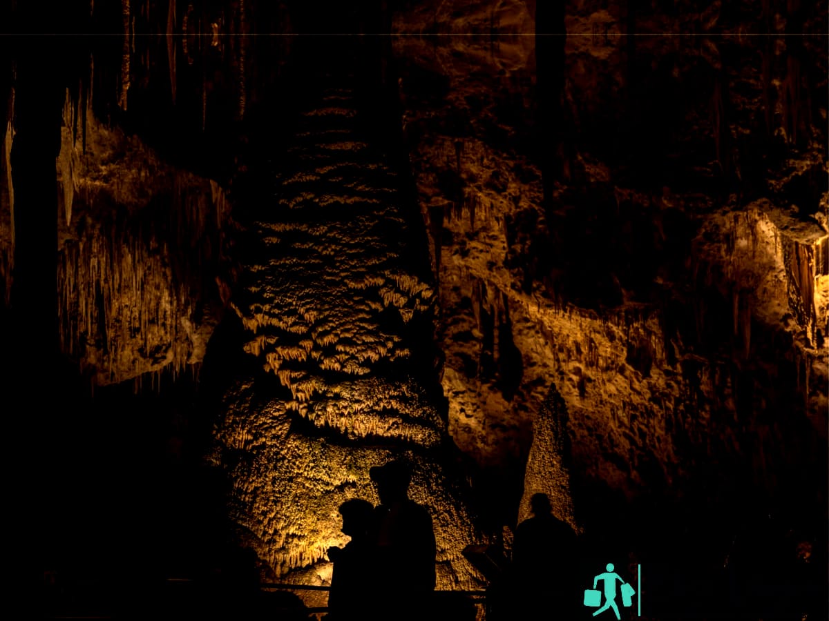 Camino de la caverna