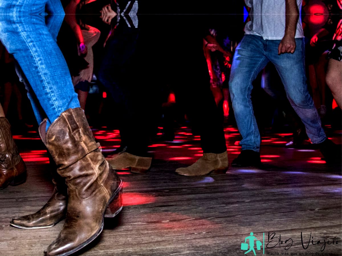 Country style dancing in Texas