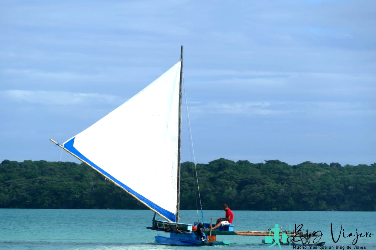 Embarcación tradicional Kanak en Isla de Pinos
