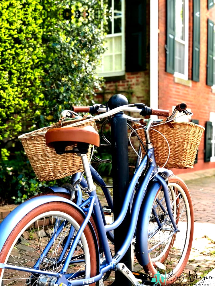 Nantucket MA Many hotels (such the White Elephant Inn) lend bikes to their guests, enabling them to discover the island at their own pace.